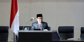 Asisten I Sampaikan Nota Keuangan dan Rancangan Qanun Aceh Tentang APBA 2024