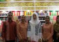 Ketua Dekranasda Aceh Sambangi Inacraf on Oktober, Sejumlah Hasil Kerajinan Aceh Dipamerkan