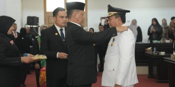 Penjabat Gubernur Lantik Said Mulyadi sebagai Bupati Pijay Definitif