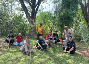 Komunitas  KIGIF Gotong Royong di Masjid Lamjabat