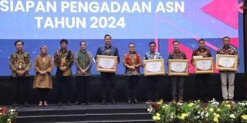 Komitmen dalam Penataan Non ASN, Pemerintah Aceh Raih Penghargaan dari Menpan RB