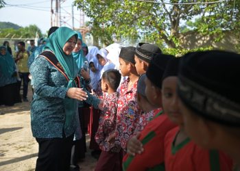 Bunda PAUD Aceh Besar Kunjungi SDN Kandang Pulo Aceh