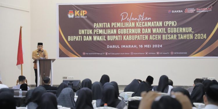 Pj Bupati Minta PPK Sukseskan Pilkada di Aceh Besar