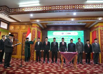 Pj Gubernur Aceh Lantik Manajemen BPKS dan Direksi PT PEMA