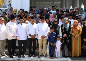 Ketua DPRA bersama PJ Gubernur Hadiri Silaturahmi Anak Yatim di Bireuen