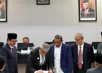 Seluruh Fraksi DPRA Setujui Raqan Pertanggungjawaban APBA 2023 Diqanunkan