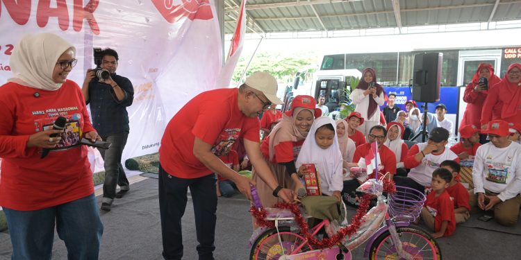 Peringati Hari Anak Nasional di Aceh, Pj Gubernur Ajak Orang Tua Lindungi dan Penuhi Hak Anak
