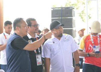 Plh Sekda Aceh Hadiri Upacara Penyerahan Medali Pemenang Cabor Terjun Payung