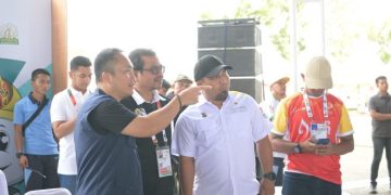 Plh Sekda Aceh Hadiri Upacara Penyerahan Medali Pemenang Cabor Terjun Payung