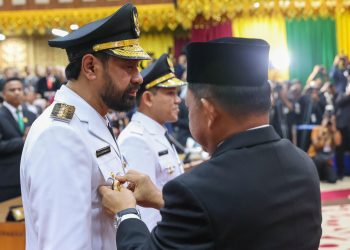 Muzakir Manaf Resmi Dilantik Jadi Gubernur Aceh