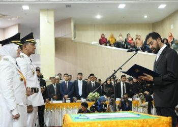 Gubernur Lantik Wali Kota dan Wakil Wali Kota Banda Aceh