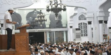 Bertepatan Malam Nuzulul Qur’an, Mualem Launching Instruksi Gubernur untuk Wajibkan ASN dan Masyarakat Shalat Fardhu Berjamaah