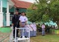 Brimob Polda Aceh Gelar Kegiatan Saweu Sikula di SMA Negeri 1 Lembah Seulawah no