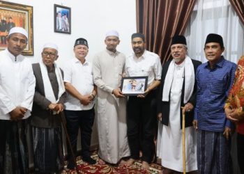 Gubernur Mualem Hadiri Haul ke-5 Abu Paloh Gadeng di Aceh Utara