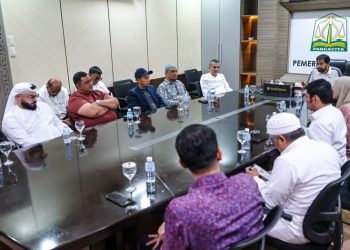 Gubernur Mualem Fasilitasi Pertemuan SAM Airlines dengan KATUHA, Bahas Umrah Langsung via SIM