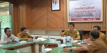 Sekda Aceh Pimpin Rapat Tindak Lanjut Pengelolaan Sumur Minyak Masyarakat