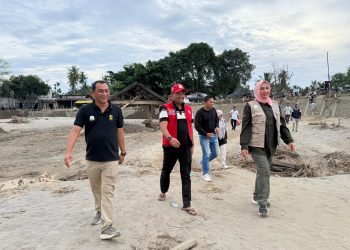 Seberangi Krueng Peusangan, Kak Na Antar Bantuan ke Gampong Kubu