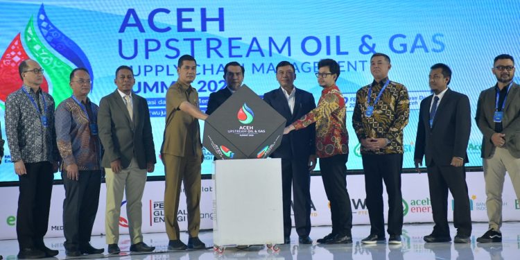 Sekda Hadiri 7 Tahun Aceh Upstream Oil dan Gas Supply Chain Management Summit 2026