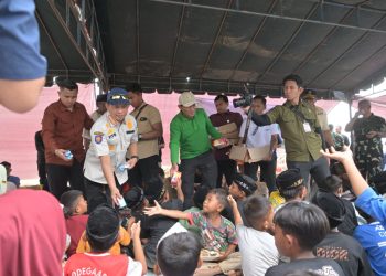Wagub Aceh Dampingi Mendagri Kunjungi Posko Pengungsian di Aceh Utara