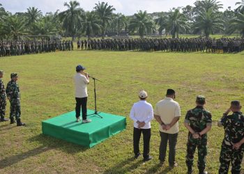 Wagub Aceh Dampingi Mendagri Beri Arahan Taruna dan Serahkan Bantuan Presiden di Aceh Tamiang