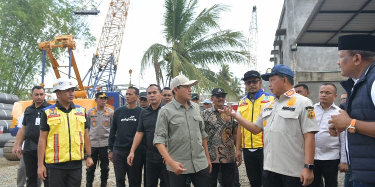 Masuki Hari Ketiga di Aceh, Mendagri Didampingi Wagub Turun Langsung dan Pastikan Penanganan Pengungsi