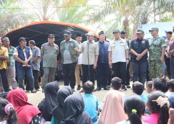Mendagri dan Wagub Aceh tinjau Langkahan Aceh Utara, hingga serahkan bantuan