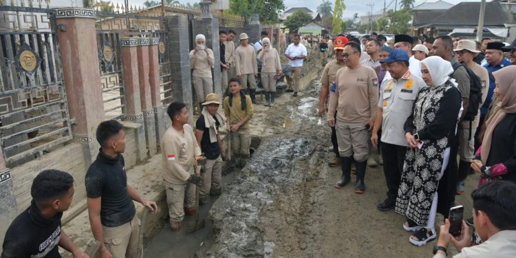 Sinergi Pemerintah Pusat dan Aceh, Mendagri dan Wagub Tinjau Pemulihan Pascabencana, Buka Puasa hingga Tarawih Bersama Warga Aceh Tamiang