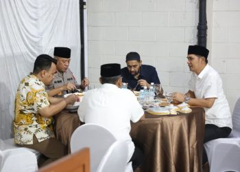 Buka Puasa di Rumah Dinas Sekda Aceh Berlangsung Hangat, Gubernur Mualem dan Wakapolda Turut Hadir