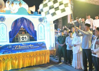 Sekda Aceh Lepas Pawai Takbir Idul Fitri 1447 H di Masjid Raya Baiturrahman