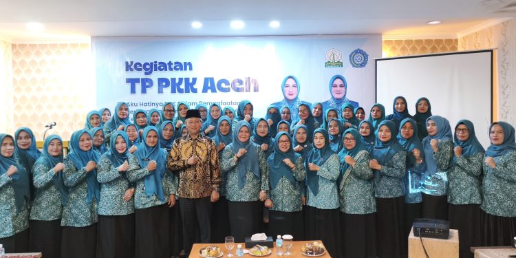 Istri Wagub Ajak Kader PKK Optimalkan Pekarangan untuk Ketahanan Pangan Keluarga