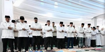 Presiden Prabowo Bersama Gubernur Aceh Salat Idulfitri di Aceh Tamiang