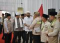 Mualem Lepas Kloter Perdana Calon Jemaah Haji Aceh, Ingatkan Bersihkan Hati dan Jaga Kesehatan