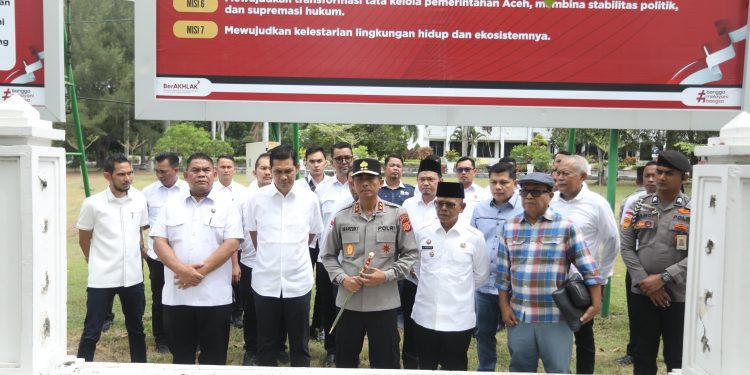 Tinjau Titik Perusakan Kantor Gubernur, Kapolda Aceh: Unjukrasa Tak Dilarang, Merusak Itu Melanggar Hukum