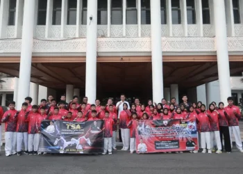 Sekda M Nasir Lepas 43 Atlet Taekwondo Aceh ke Kejurnas Sumut