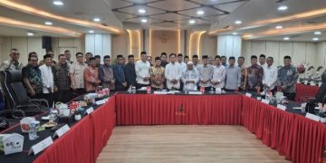 Wagub Aceh Audiensi dengan Menko Kumham Imipas Terkait Status Wakaf Blang Padang