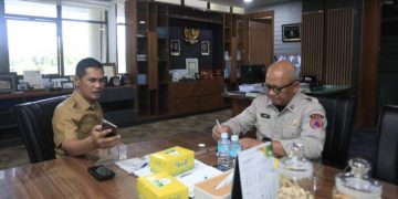 Siswa Seberangi Sungai di Atas Tali, Pemerintah Aceh Desak BNPB Bangun Jembatan