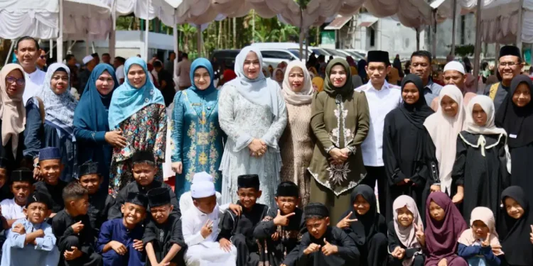 Ketua PKK Aceh Gelar Open House Idul Adha di Pedalaman Aceh Barat