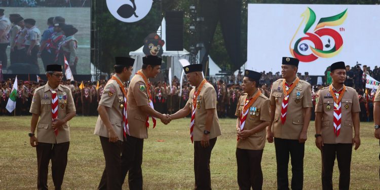 Sekda Aceh Terima Lencana Melati, Penghargaan Tertinggi Gerakan Pramuka