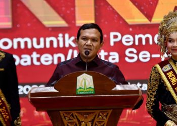 Wagub Bersama Wamendagri Hadiri Pengukuhan DPP FKKA Aceh